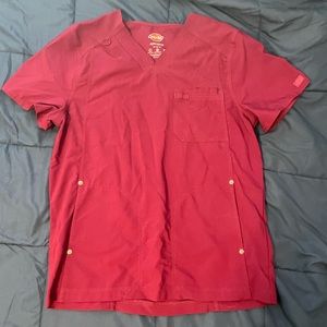 Men’s scrubs, maroon